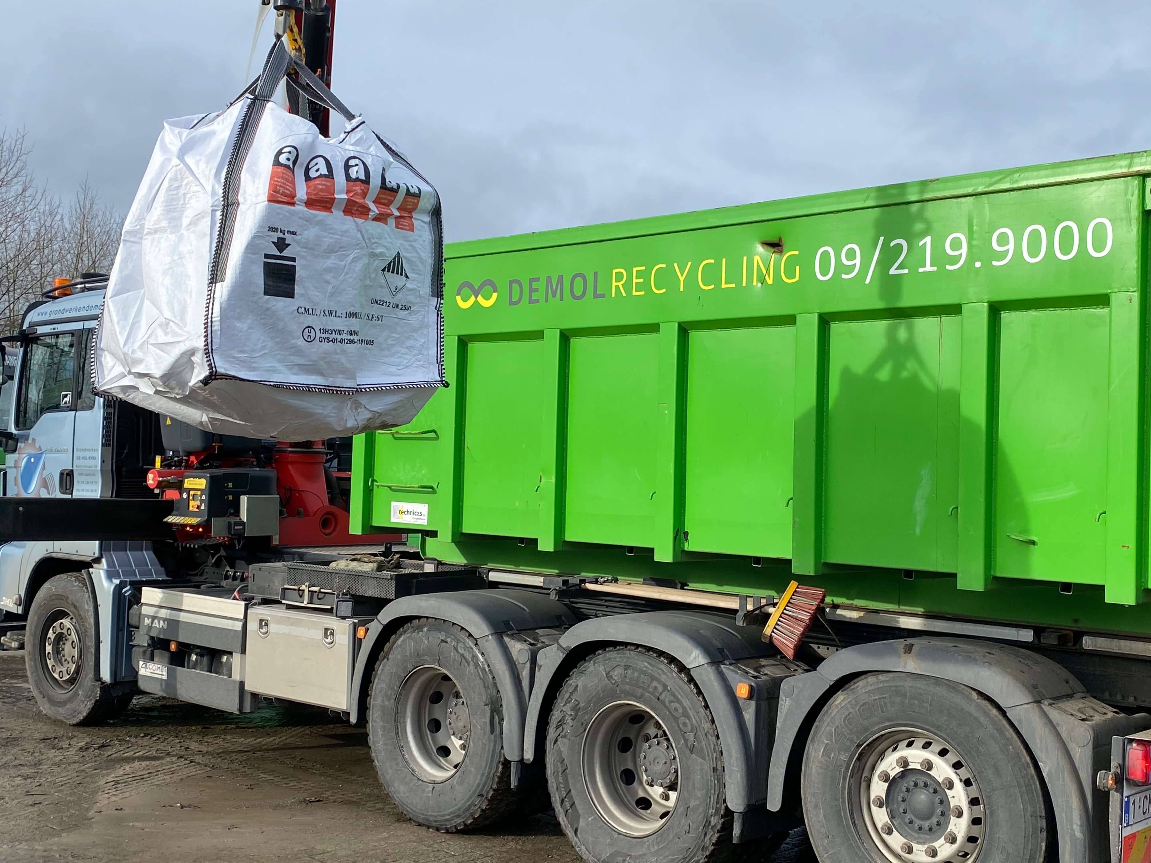 Containerverhuur De Mol Recycling Asbest Zak